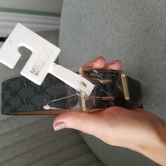 Michael Kors Logo Belt, NWT -- Small - Picture 11 of 11